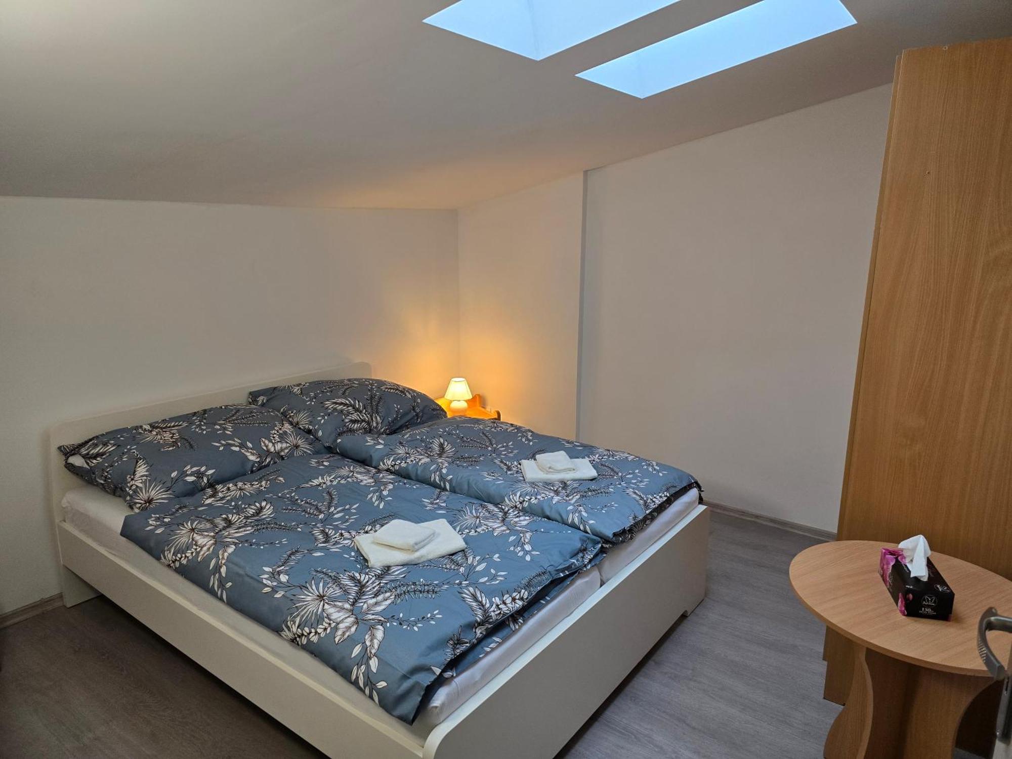 Apartmany Almond 哈拉霍夫 外观 照片
